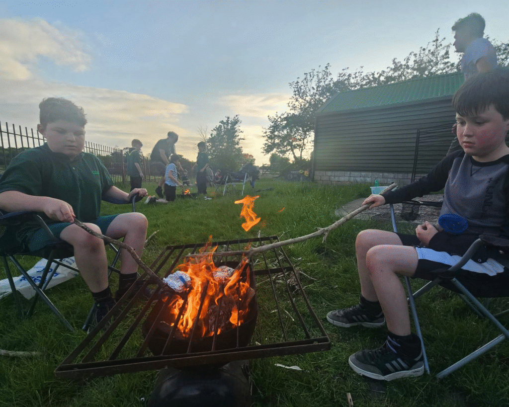 Marshmallows_cust cubs roasting marshmallows at third Gosport scouts